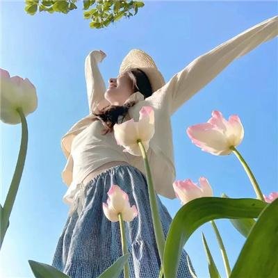 叔比狗:尼斯湖大水怪